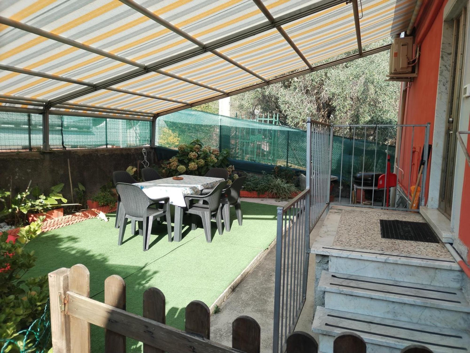 לה ספציה Casa Shanty מראה חיצוני תמונה
